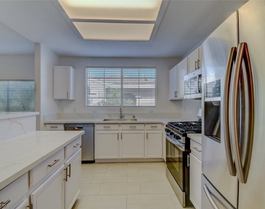 830 Carnegie Street - Photo Thumbnail 10