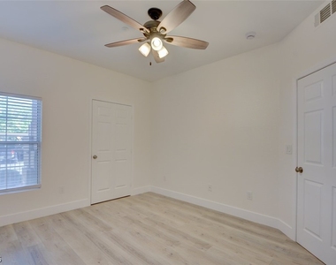 830 Carnegie Street - Photo Thumbnail 21