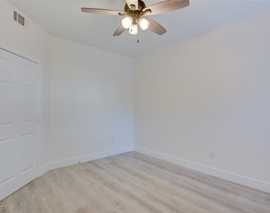 830 Carnegie Street - Photo Thumbnail 22