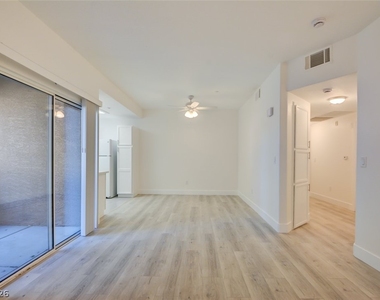 830 Carnegie Street - Photo Thumbnail 5