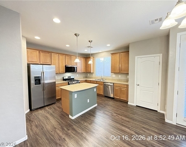 10414 Lilac Square Avenue - Photo Thumbnail 16