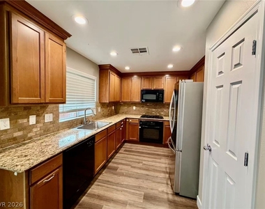 9957 Matfen Court - Photo Thumbnail 5