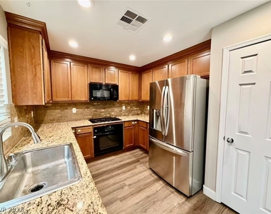 9957 Matfen Court - Photo Thumbnail 6