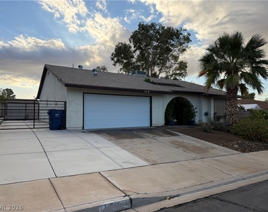1321 Elsa Way - Photo Thumbnail 2