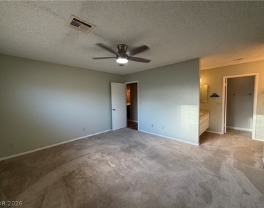 1321 Elsa Way - Photo Thumbnail 24