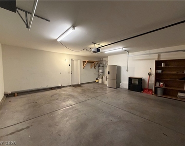 1321 Elsa Way - Photo Thumbnail 42