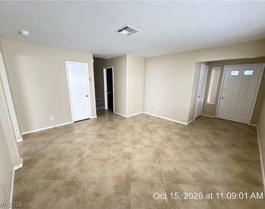 9404 Kayla Court - Photo Thumbnail 2