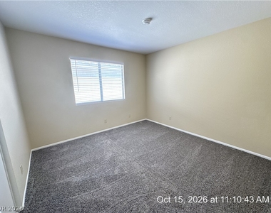 9404 Kayla Court - Photo Thumbnail 11