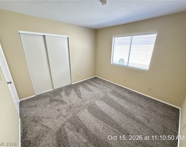 9404 Kayla Court - Photo Thumbnail 12