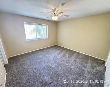 9404 Kayla Court - Photo Thumbnail 8