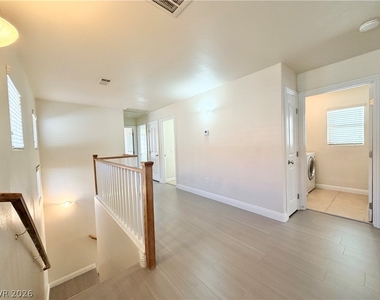 8936 Snowtrack Avenue - Photo Thumbnail 32