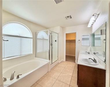 8936 Snowtrack Avenue - Photo Thumbnail 24