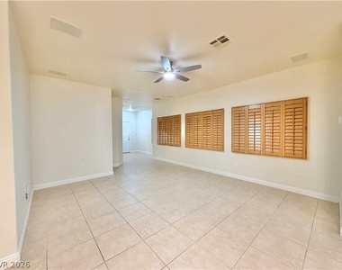 8936 Snowtrack Avenue - Photo Thumbnail 7