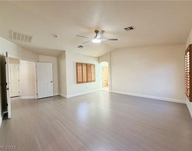 8936 Snowtrack Avenue - Photo Thumbnail 23