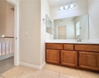8936 Snowtrack Avenue - Photo Thumbnail 35