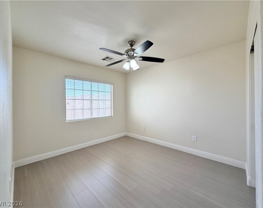 8936 Snowtrack Avenue - Photo Thumbnail 39