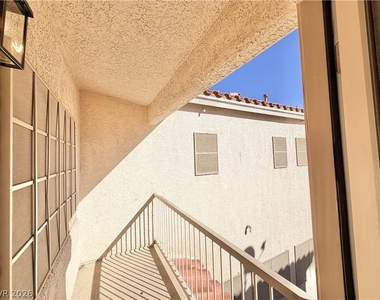 8936 Snowtrack Avenue - Photo Thumbnail 29