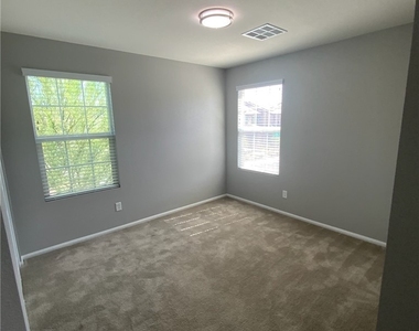 2674 Frabiele Street - Photo Thumbnail 30