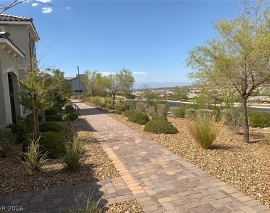 2674 Frabiele Street - Photo Thumbnail 2