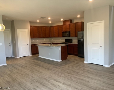 2674 Frabiele Street - Photo Thumbnail 11