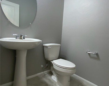 2674 Frabiele Street - Photo Thumbnail 10