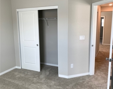 3640 Mirandela Lane - Photo Thumbnail 42