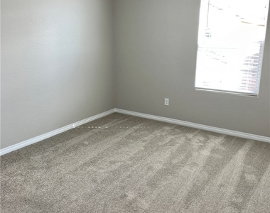 3640 Mirandela Lane - Photo Thumbnail 39