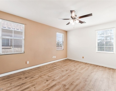 6176 Calm Breeze Avenue - Photo Thumbnail 21