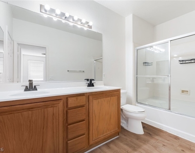6176 Calm Breeze Avenue - Photo Thumbnail 23