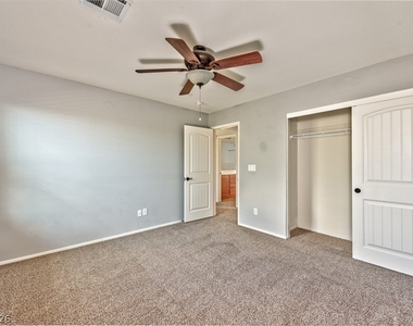 3185 Sisley Garden Avenue - Photo Thumbnail 12