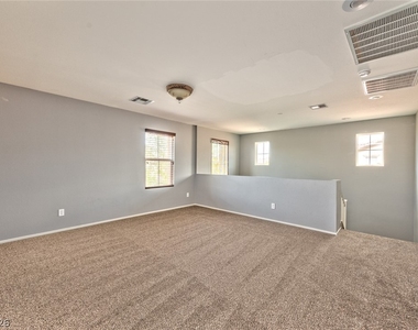 3185 Sisley Garden Avenue - Photo Thumbnail 7