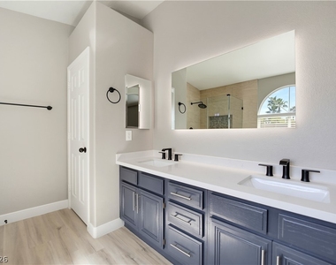 1421 Morning Crescent Street - Photo Thumbnail 27