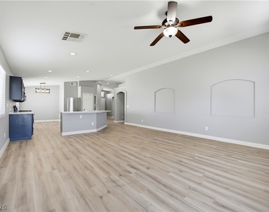 1421 Morning Crescent Street - Photo Thumbnail 23