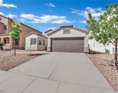 1421 Morning Crescent Street - Photo Thumbnail 2