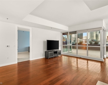 4525 Dean Martin Drive - Photo Thumbnail 4