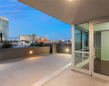 4525 Dean Martin Drive - Photo Thumbnail 39