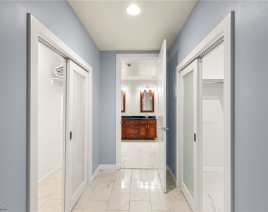 4525 Dean Martin Drive - Photo Thumbnail 28
