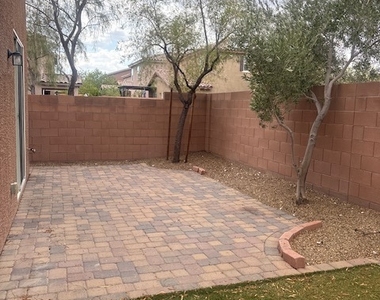 7020 Placid Lake Avenue - Photo Thumbnail 18