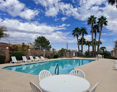 108 Topsail Drive - Photo Thumbnail 1