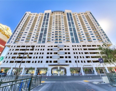 150 Las Vegas Boulevard - Photo Thumbnail 1