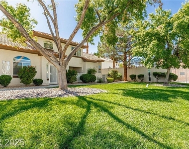 8004 Divine Drive - Photo Thumbnail 2
