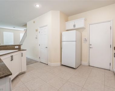 9705 Marcelline Avenue - Photo Thumbnail 35