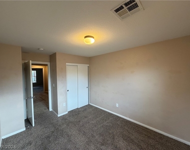 308 Snow Dome Avenue - Photo Thumbnail 17