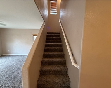 308 Snow Dome Avenue - Photo Thumbnail 8
