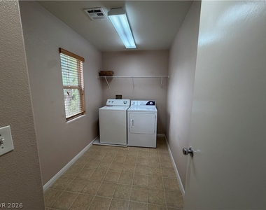 308 Snow Dome Avenue - Photo Thumbnail 19