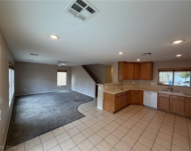 308 Snow Dome Avenue - Photo Thumbnail 3