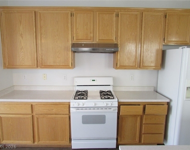 10046 Lemon Valley Avenue - Photo Thumbnail 10