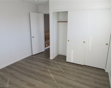 10046 Lemon Valley Avenue - Photo Thumbnail 36