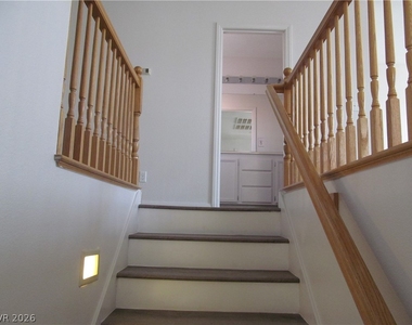 10046 Lemon Valley Avenue - Photo Thumbnail 17