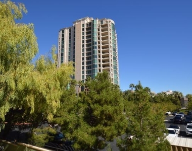 270 E Flamingo Road - Photo Thumbnail 13